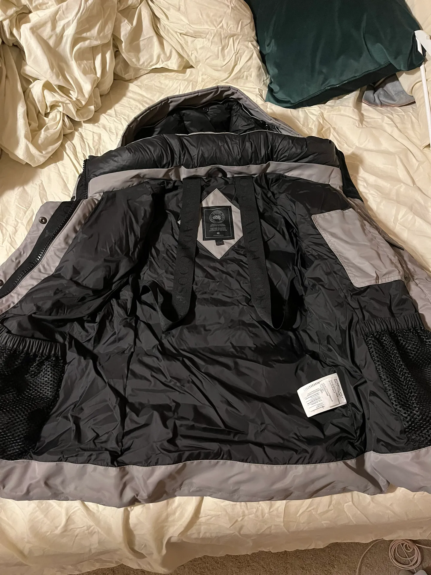 Canada Goose McKenna Jacket Black Label - Image 4