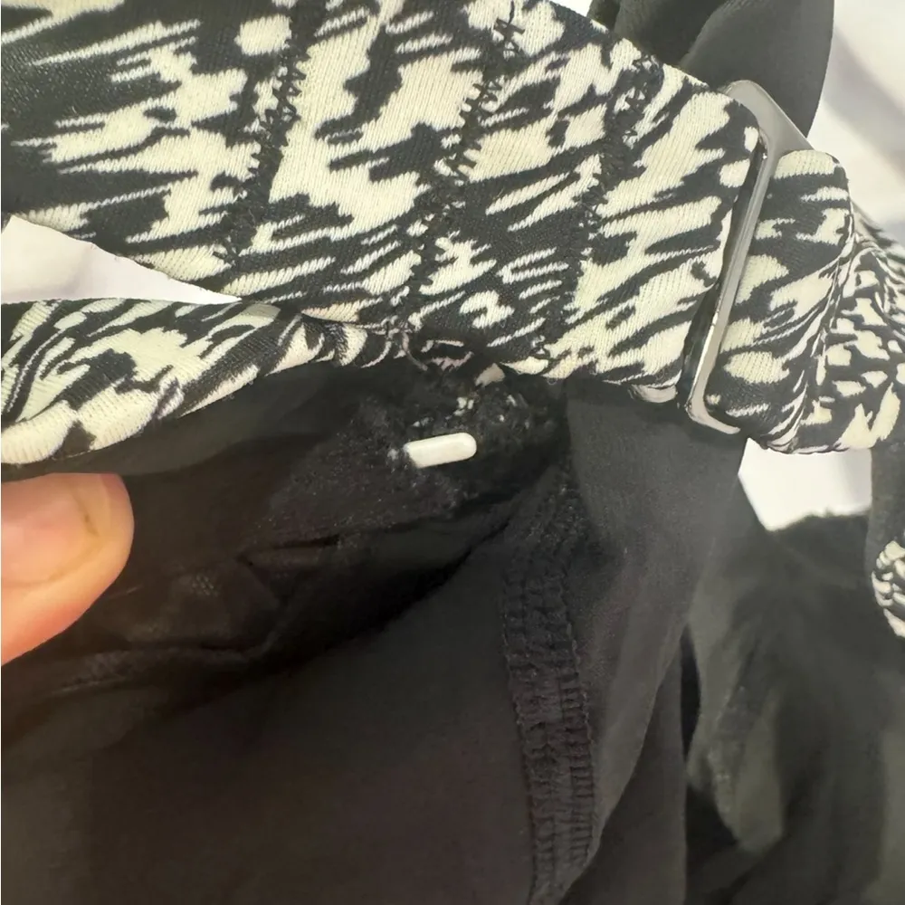 Athleta Bondi bra cup bikini top - Image 3