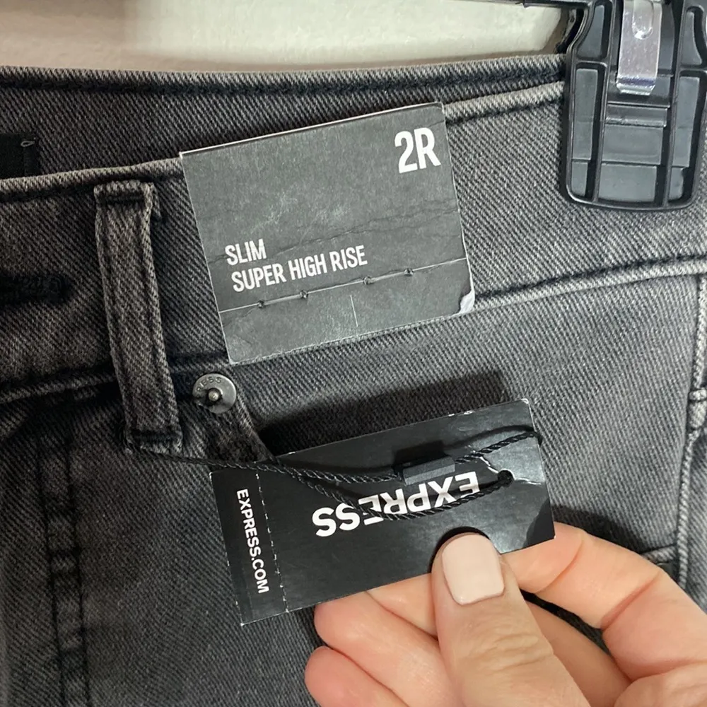 Express Slim super high rise embellished washed black jeans size 2 - Image 9