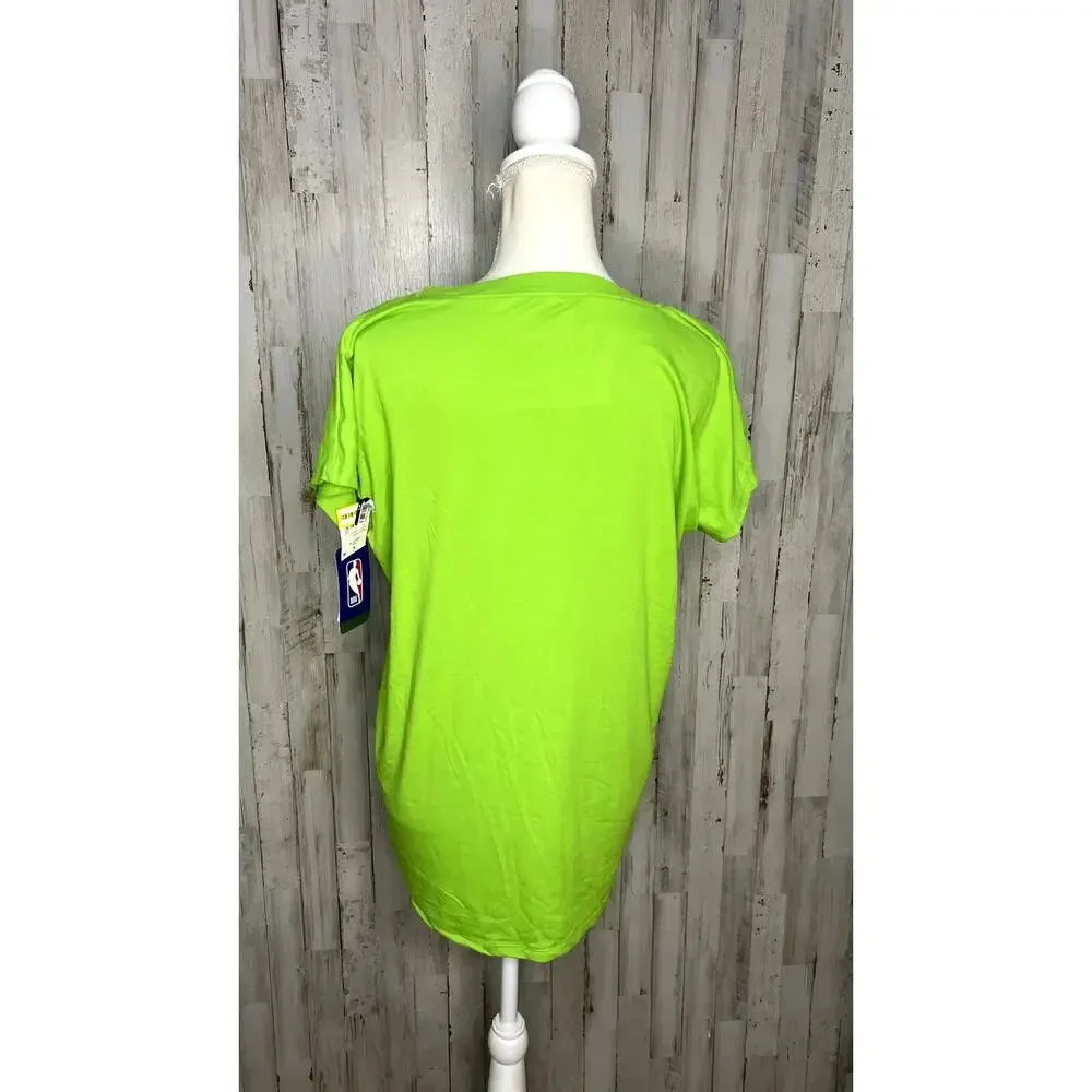 NWT Minnesota‎ Timberwolves Women's Size Large Green Logo T-Shirt - Image 3