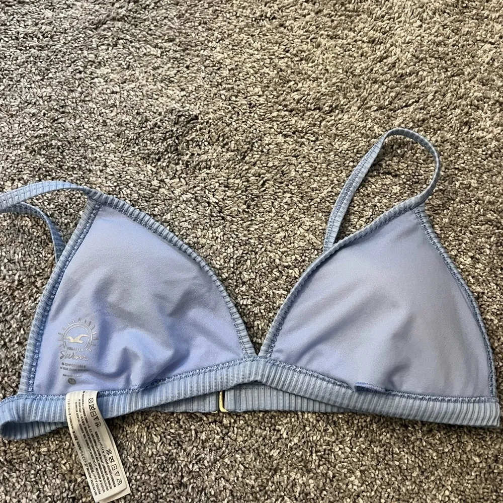 hollister swim top - Image 2