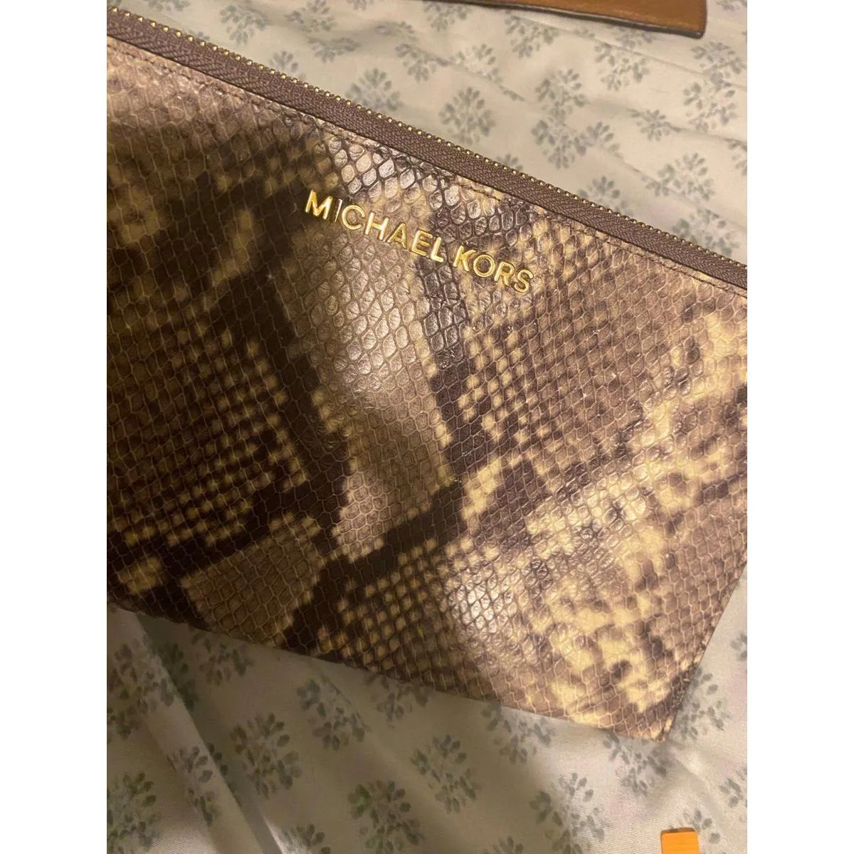 Michael Kors Wristlet - Image 5