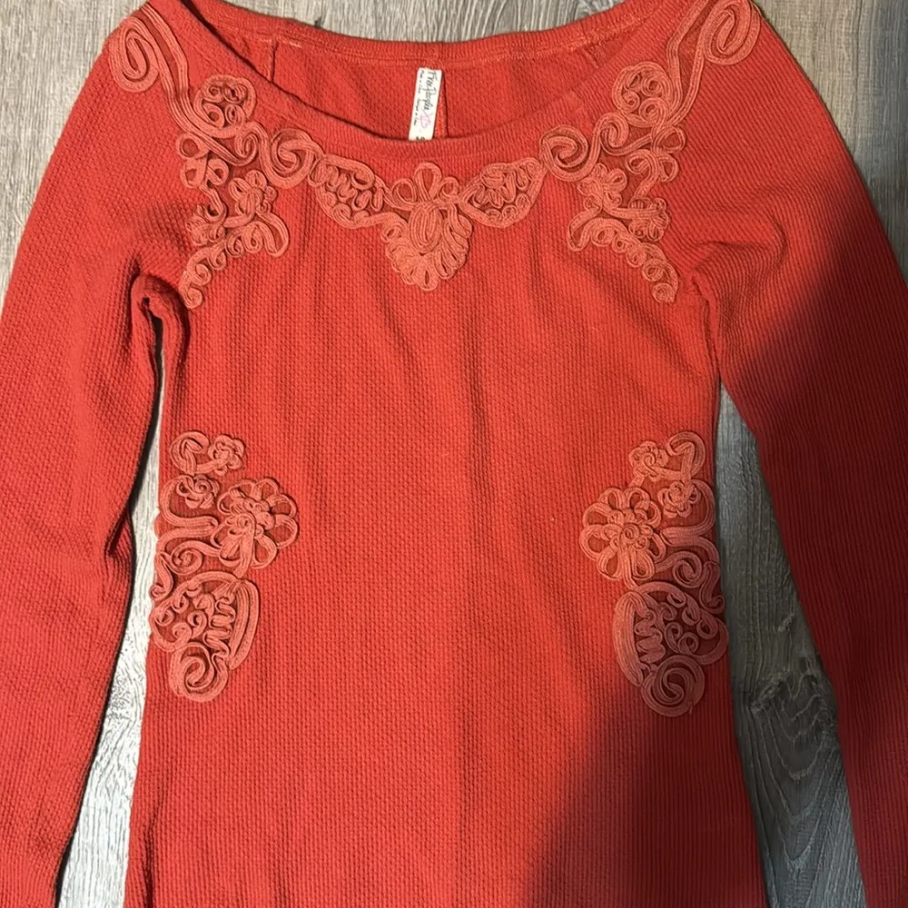 Free People X Soutache Orange Waffle Thermal Top Ribbon Embellished S - Image 4