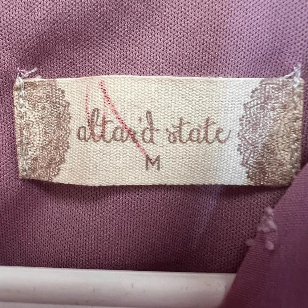 Altar’d State Mauve Shorts Wrap Top Romper Size Medium - Image 8