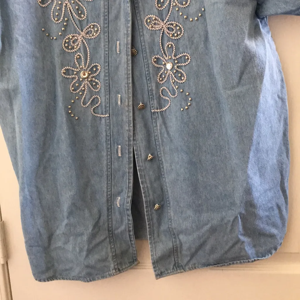 FINAL MARKDOWN Denim Oversized ladies embellished blouse large Blue - Image 2