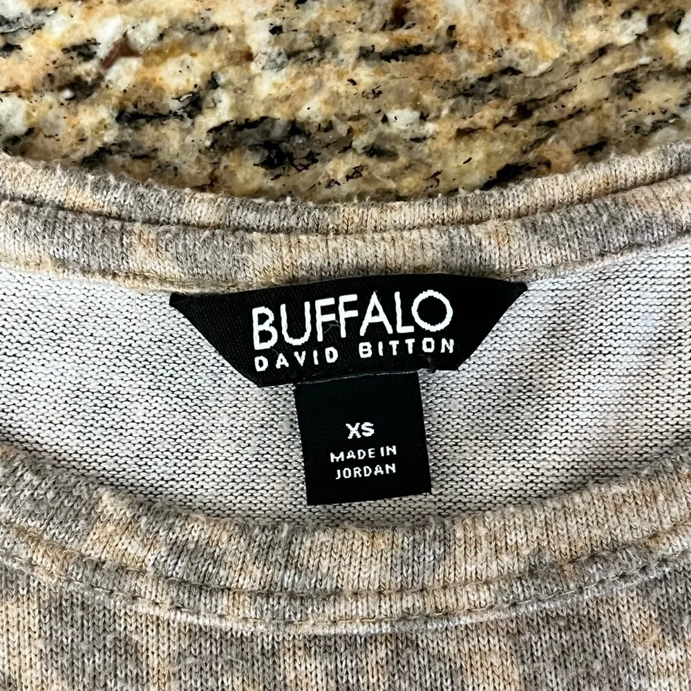 Buffalo David Bitton Leopard Print Long Sleeve Top XS – Granola Girl Soft Modest - Image 10