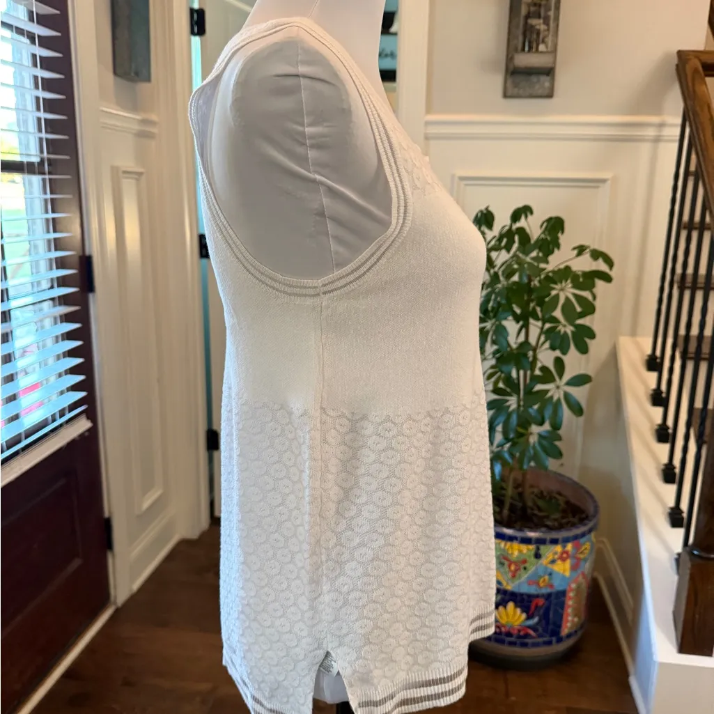 BCBGeneration NWOT White Textured Tank Top - Image 3