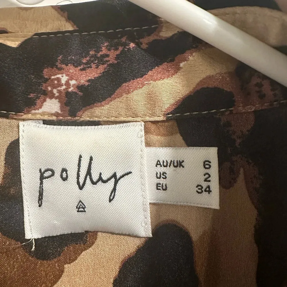 Princess Polly Leopard Print Silky Button Down Shirt Size 2 - Image 3
