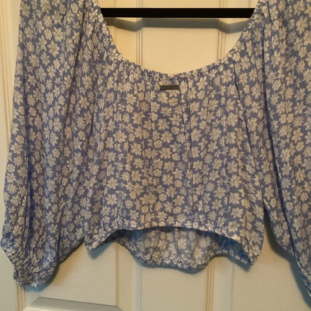 Sun city Billabong Floral Crop Top NWT - Image 6