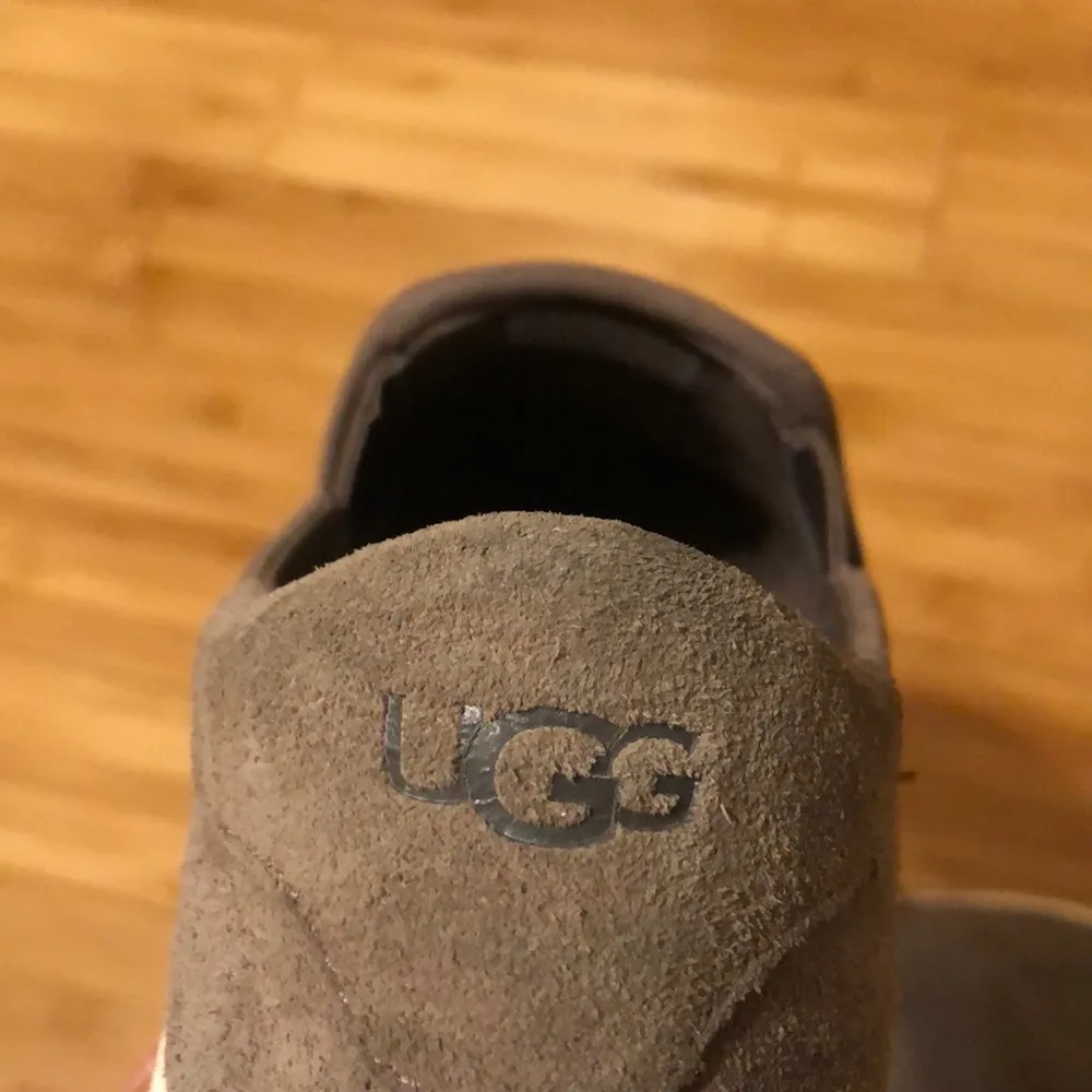UGG Jass Lifestyle Women’s Shoes Size 9.5 Grey, Item #S/N 1106545 - Image 6