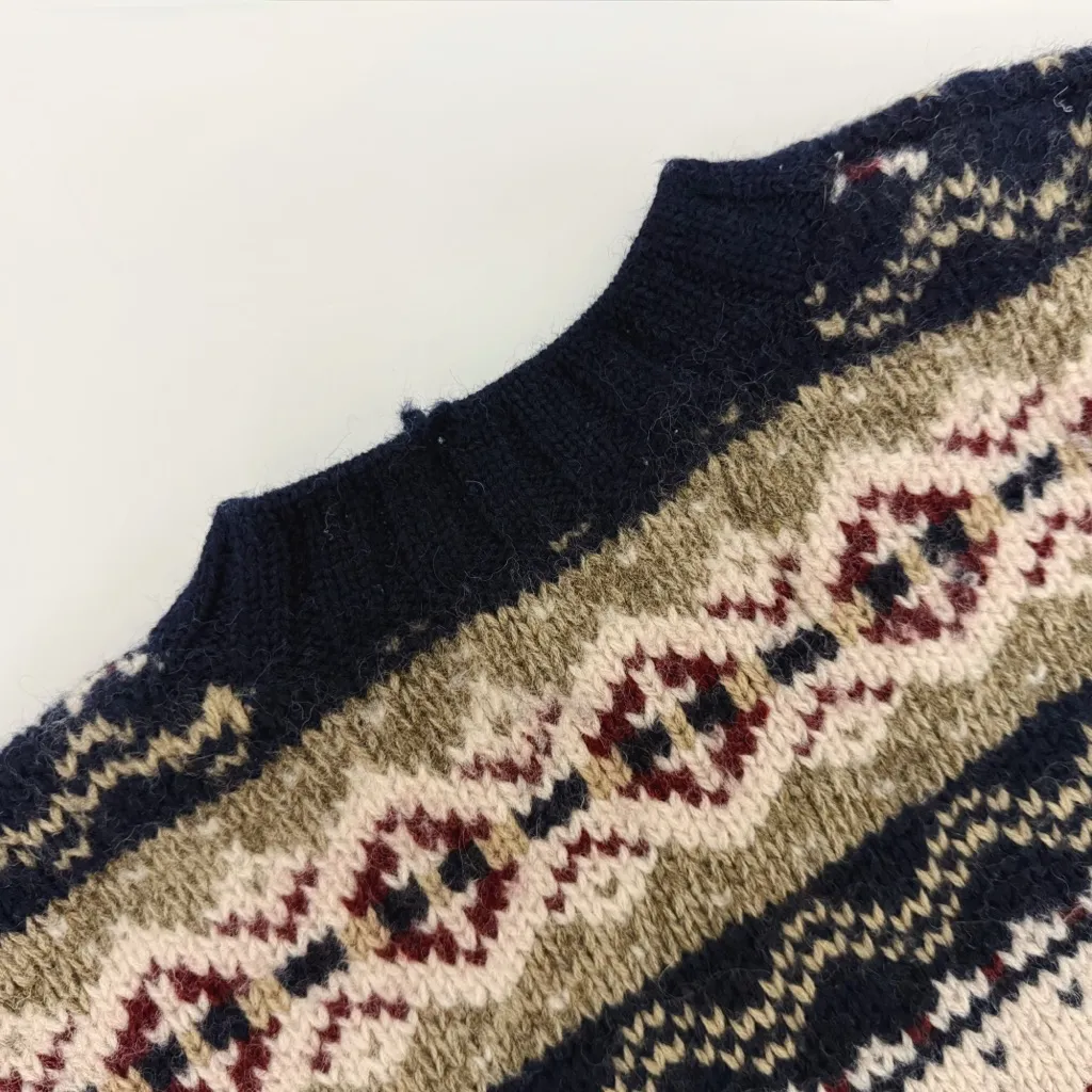 Vintage 80’s Abercrombie Pure Wool Fair-Isle Crewneck Knit “The Big Sweater” M - Image 11