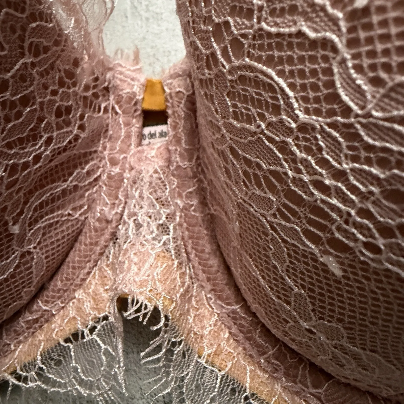 Victoria's Secret‎ Bra Size 32DD Lined Plunge Pink Lace Yellow Mustard Straps - Image 6