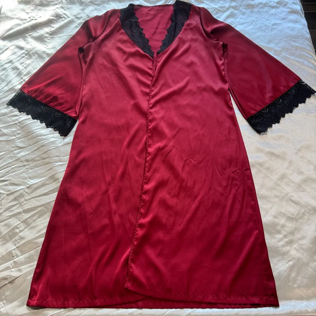 Satin Robe with Lace Trim Red Size M - Image 3