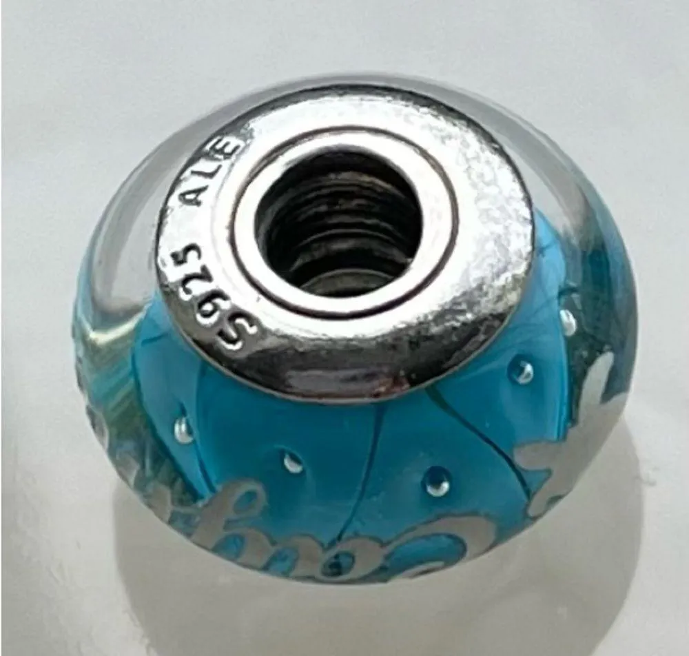 Authentic Pandora Cayman Island Exclusive brilliant blue Murano glass charm. - Image 5
