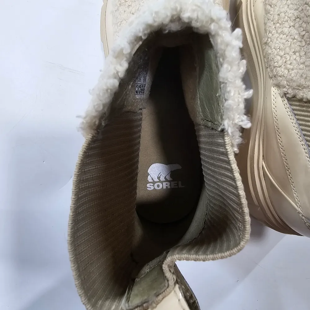 Sorel Caribou Boot in Bleached Ceramic & Oatmeal - Image 6