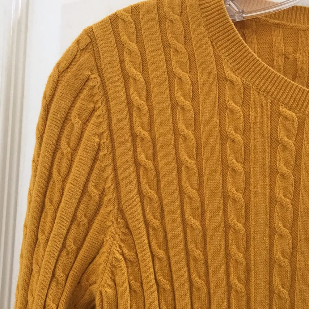 FINAL MARKDOWN LADIES’ Talbots Wool Blend Sweater (LP) - Image 8