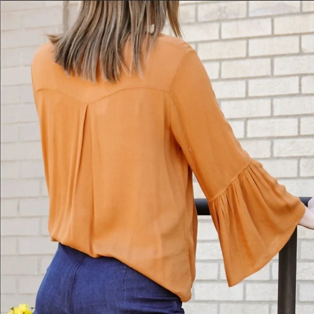 Lace Trimmed Surplice Top‎ - Image 10