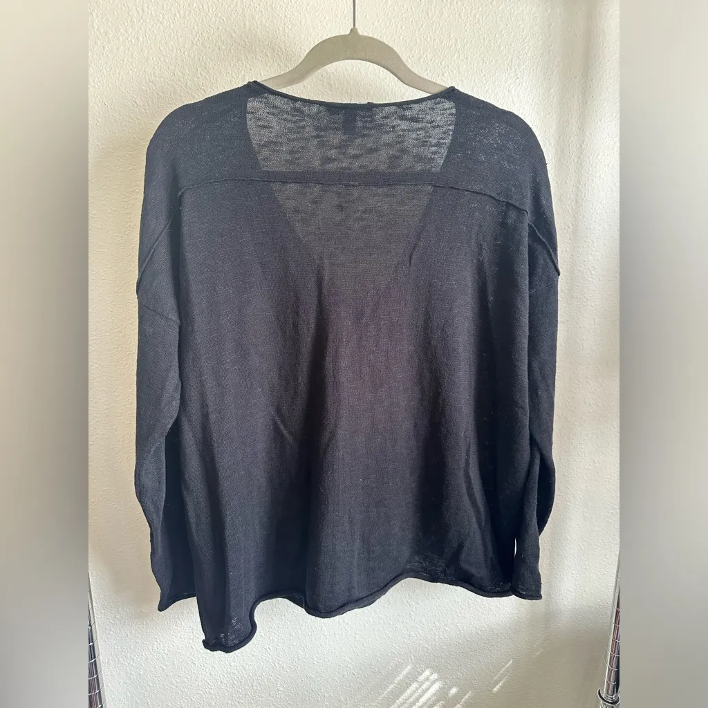EILEEN FISHER CHARCOAL Black V-Neck Women's Sweater. - Image 6