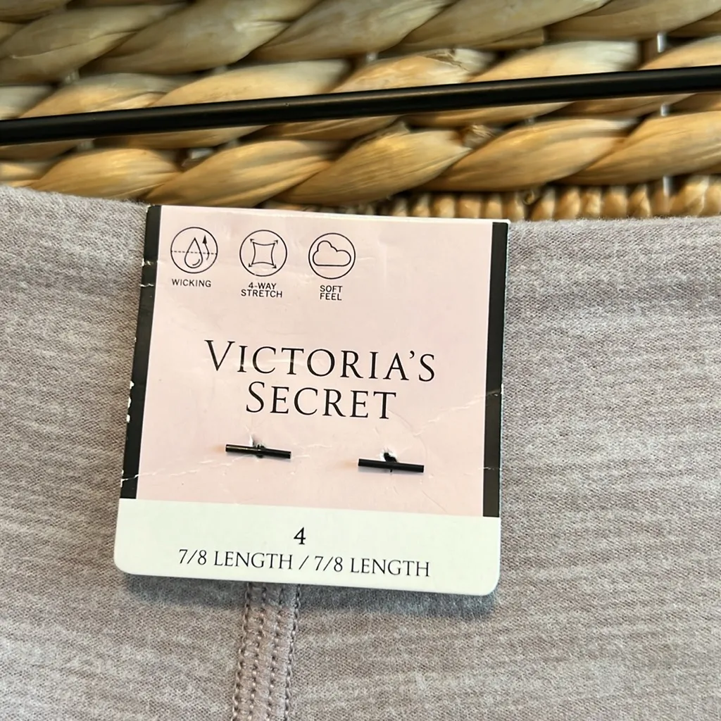 NWT Victoria Secret Incredible Essential High Rise Side Pocket Crop Legging, 4 - Image 6