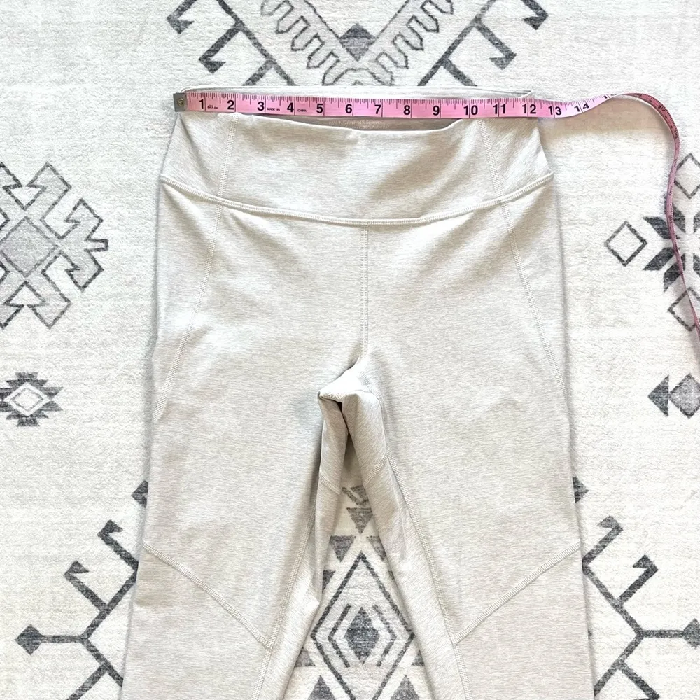 Outdoor Voices 7/8 Dipped Color Block Warm Up Leggings Small - Image 7