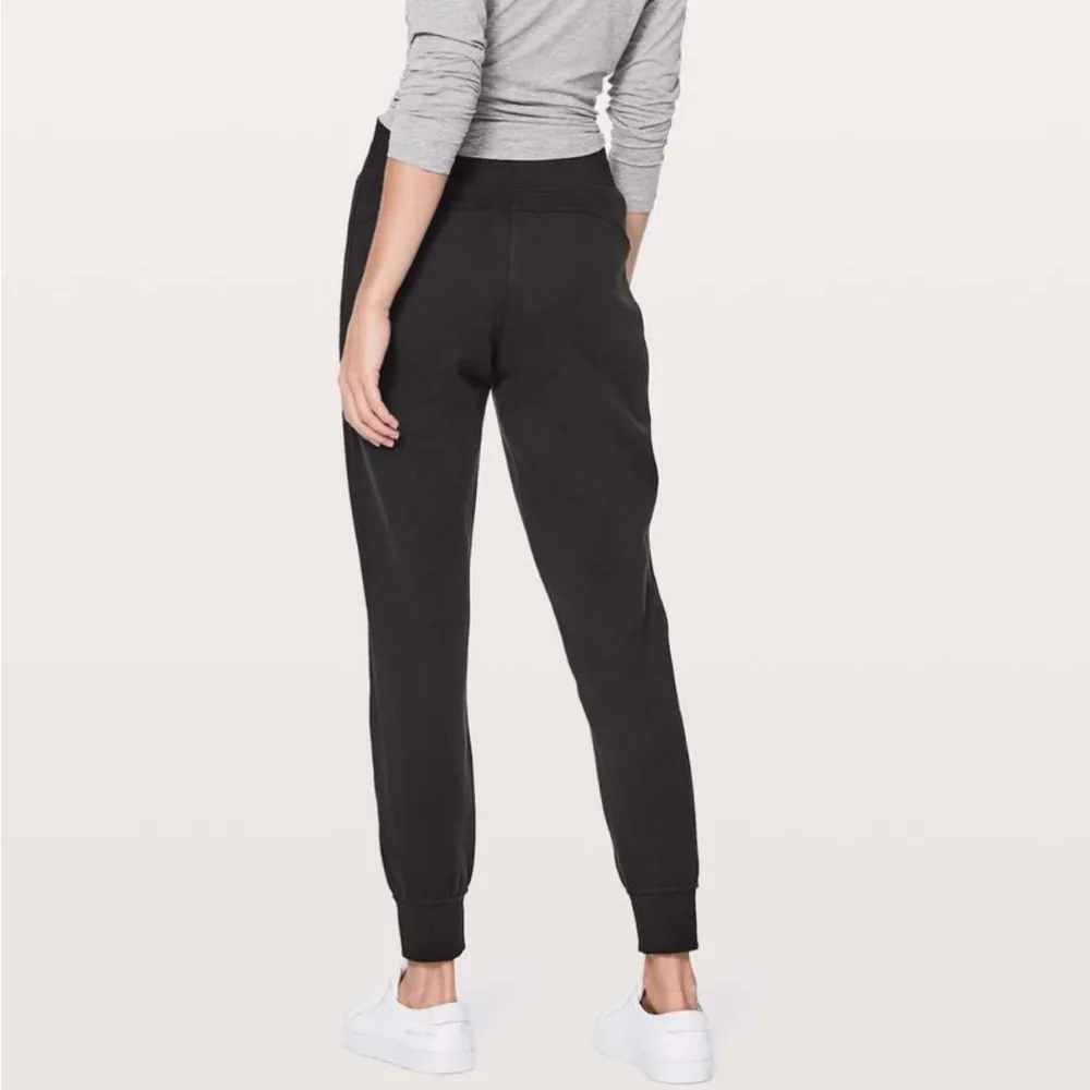 Lululemon • Get Going Jogger *28.5" Black - Image 4