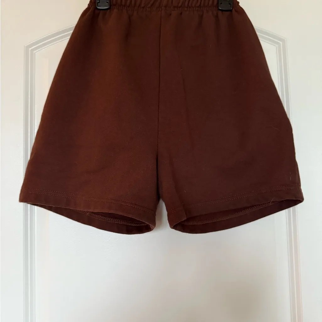 Pretty Little Thing Chocolate Sweatshorts - Image 5
