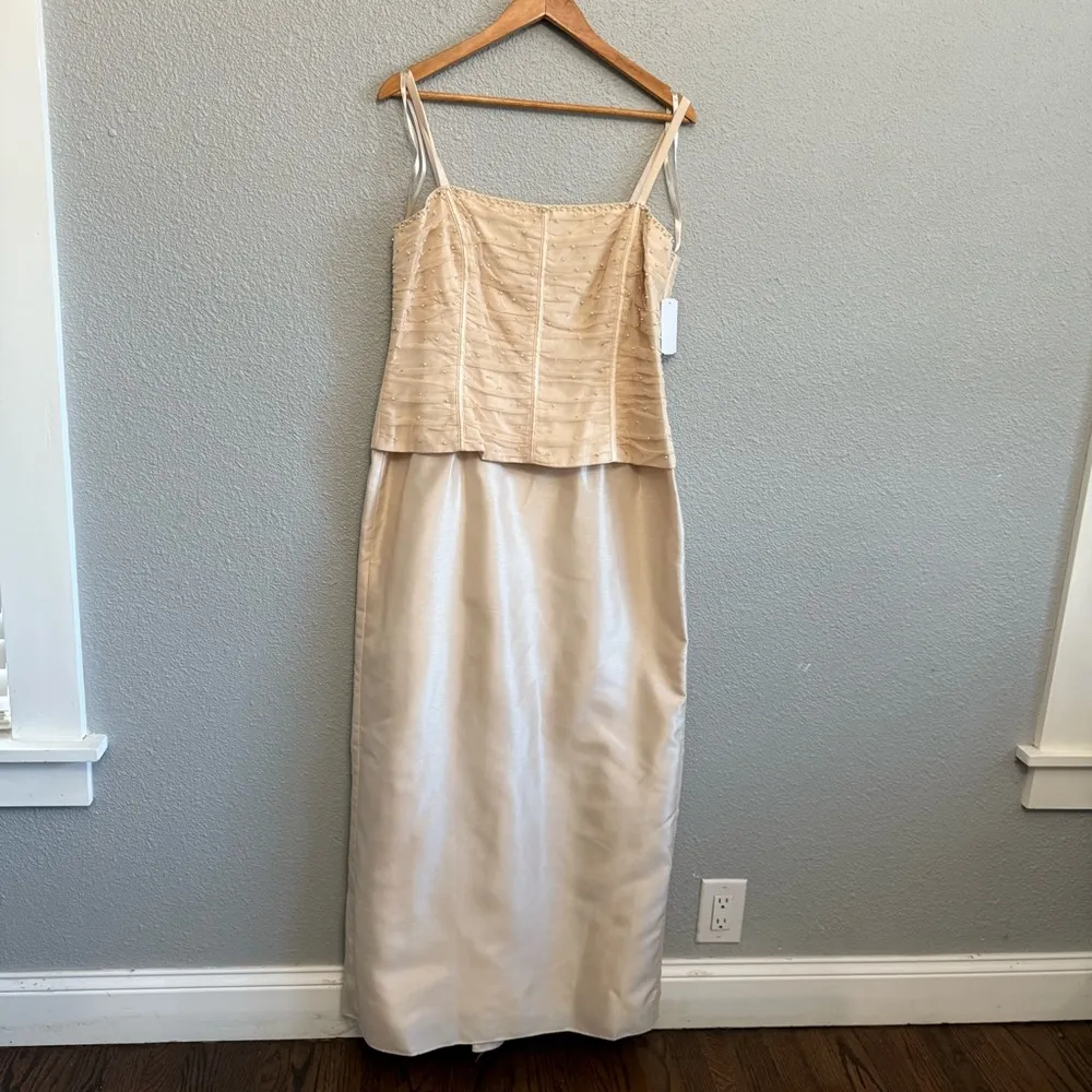 Emma Street 2 Piece Formal - Image 4