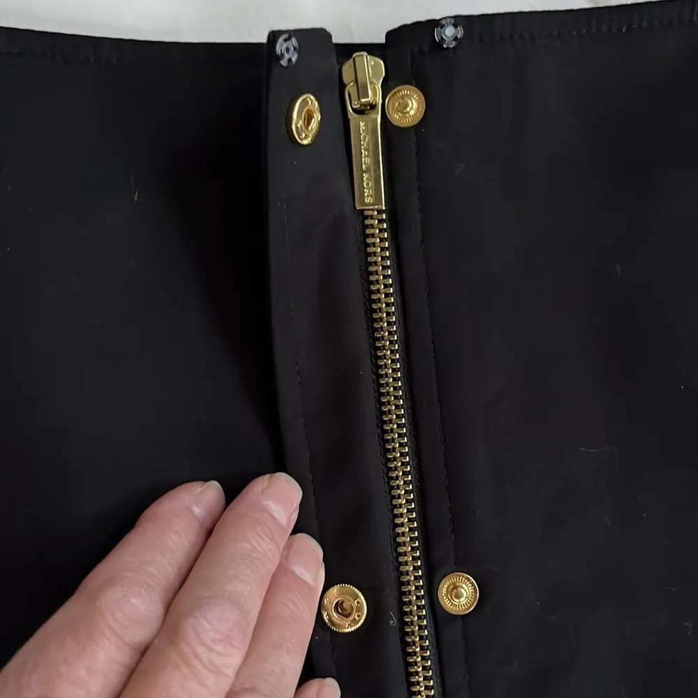 NWT Michael Kors Zip Front Skirt - Image 4