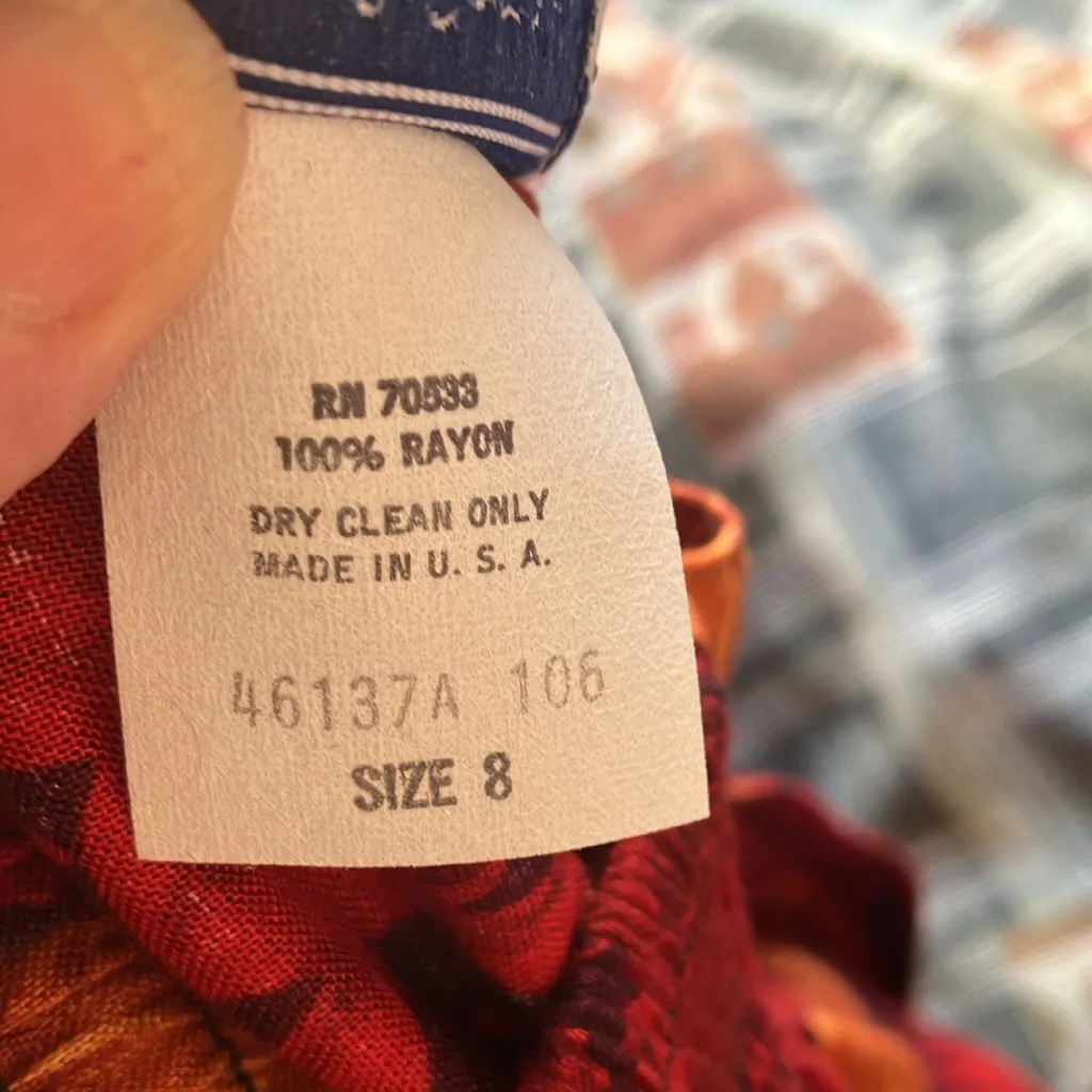 FINAL MARKDOWN Norton Floral Red and Yellow Women's Skirt 8 petite - Image 5