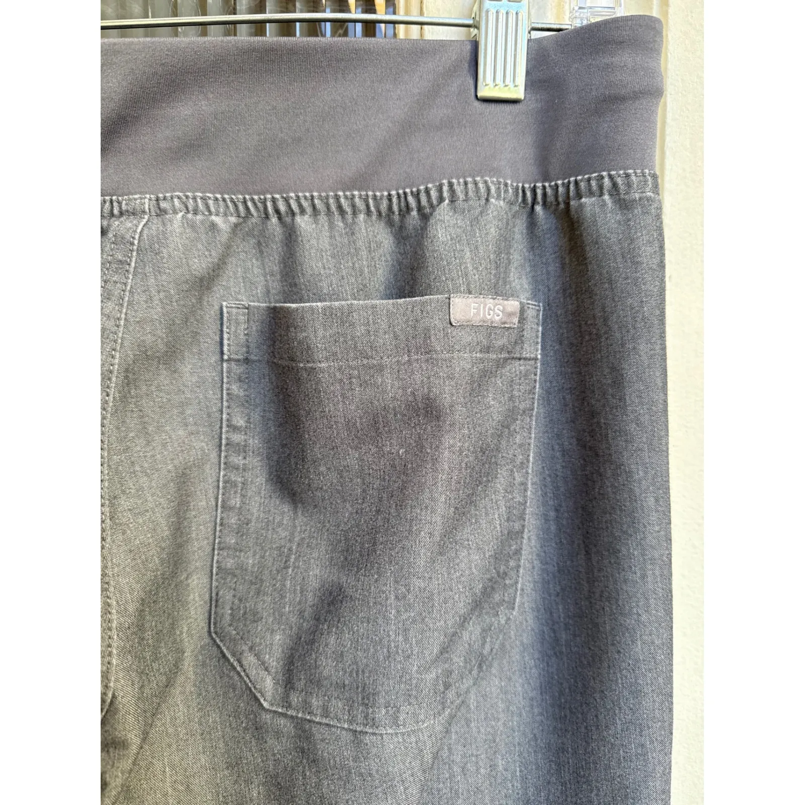 FIGS Technical Collection Livingston Heather Grey Scrub Pants Size XS - Image 4