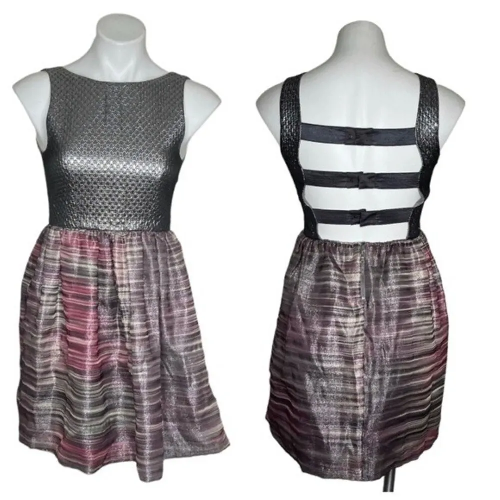 ALICE + OLIVIA Sleeveless Cocktail Dress Shimmer Open Back Bateau Neckline - Image 10