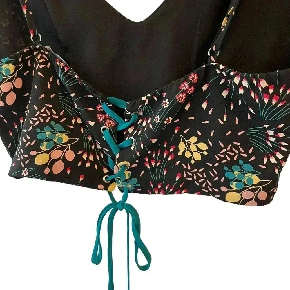 Lulu’s Poinsettia Floral Crop Top Lace Up - Image 5