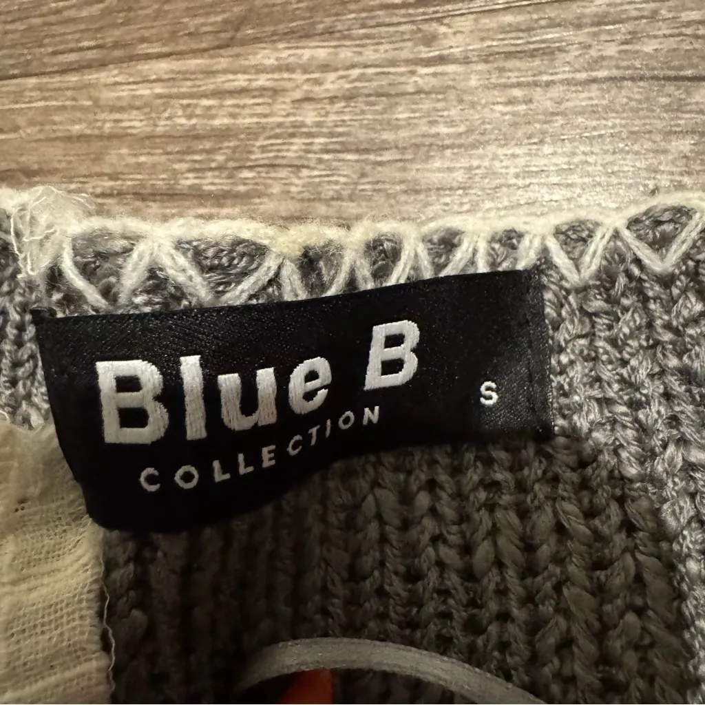 Blue B Collection Oversized Striped Sweater Gray - Image 3