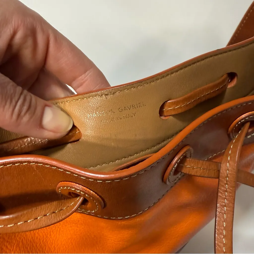 Mansur Gavriel Block Bucket Bag Brown - Image 10