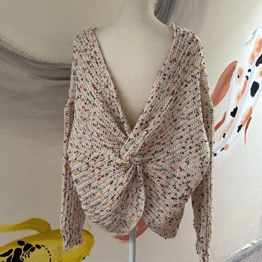 Main strip oversize sweater.  Off the shoulder.  Size Small. Twist back. - Image 3