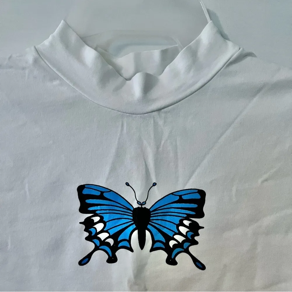 SHEIN Blue Butterfly Print White Mock-Neck Long Sleeve Crop Top - Image 6