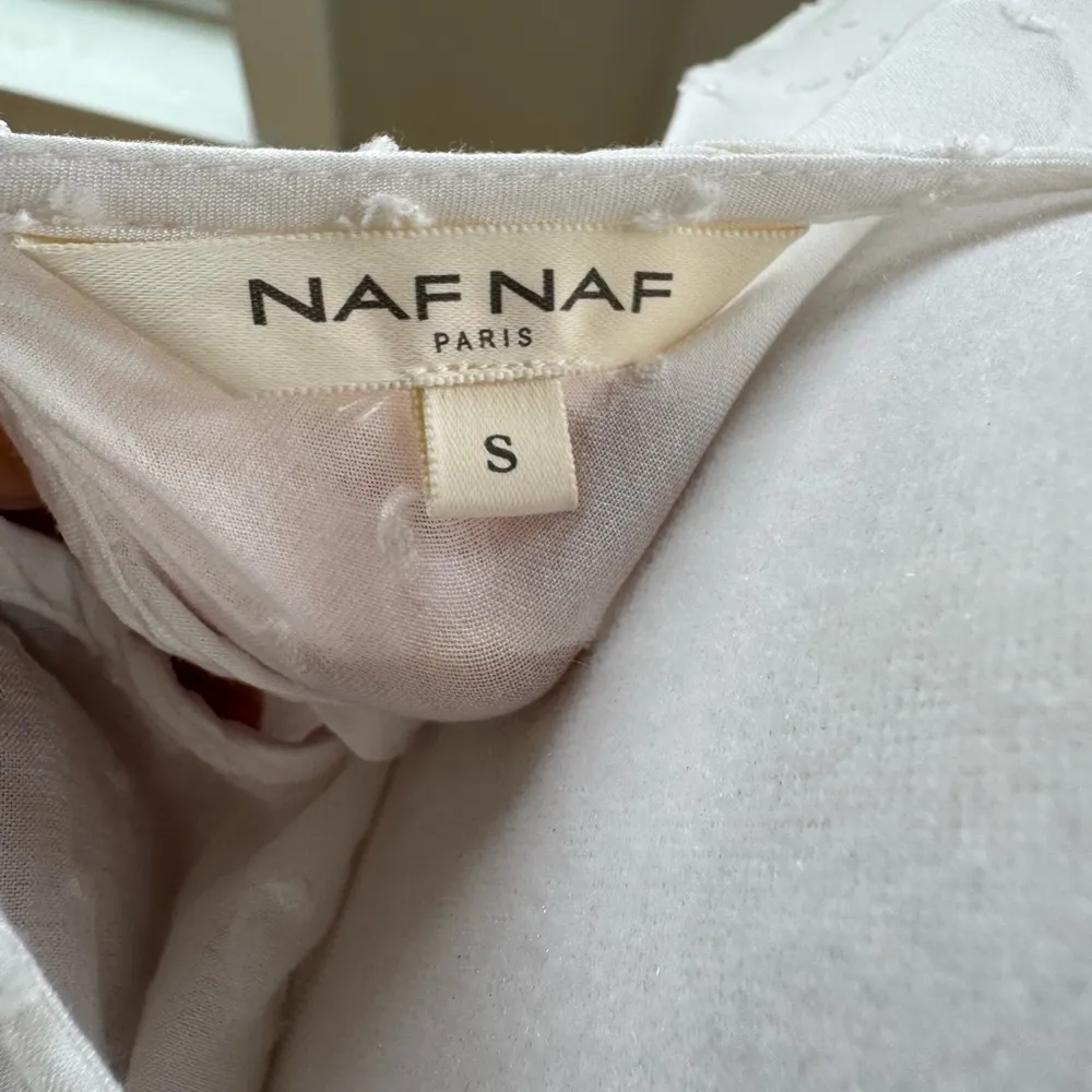 NAF NAF White Beaded Embroidered Boho Flowy Long Sleeve Blouse Size Small - Image 5