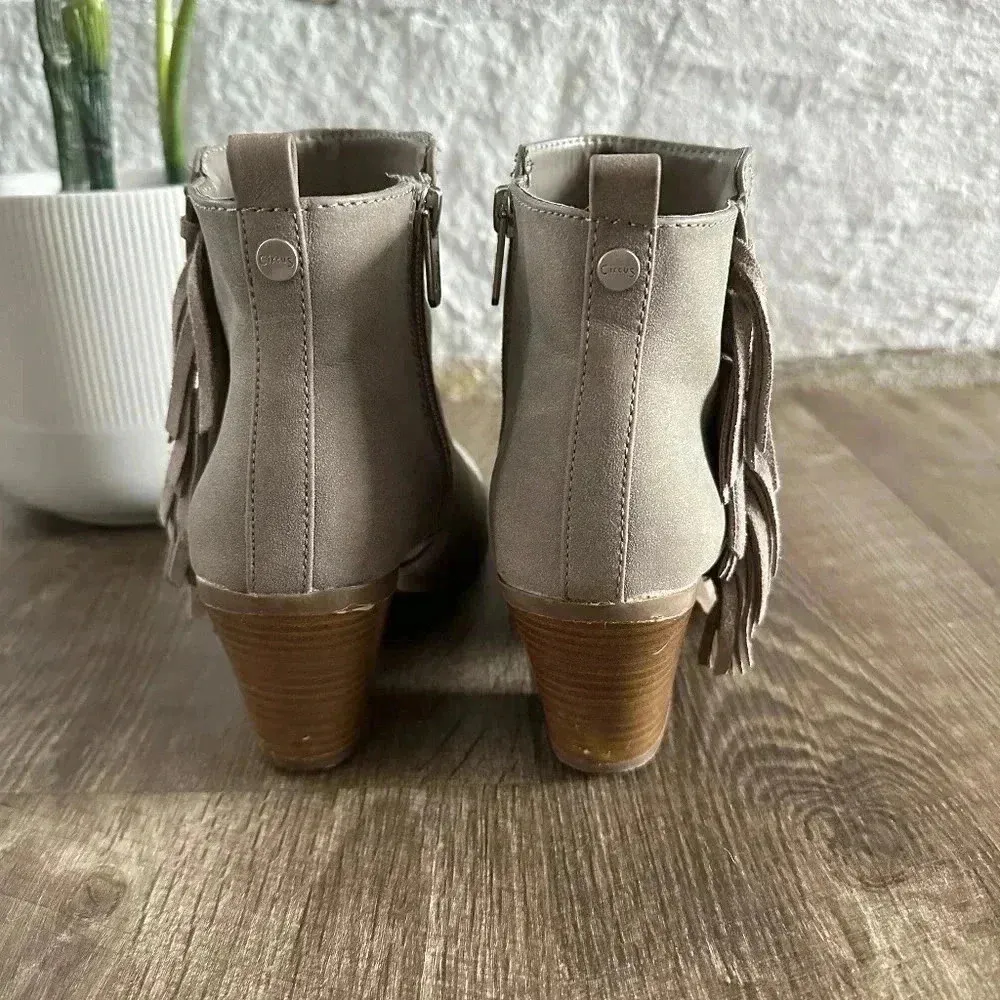 SAM EDELMAN CIRCUS Booties with Fringe size 7.5 - Image 5