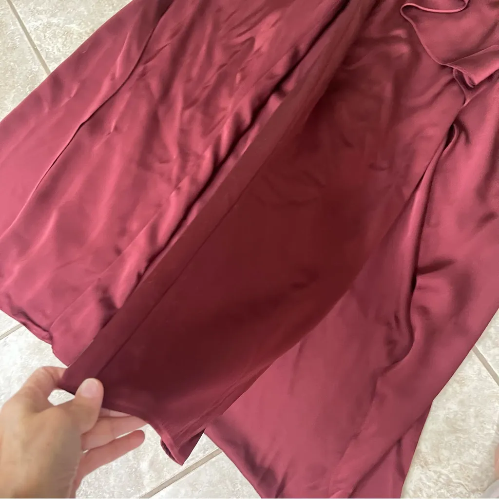 NWT Christina Wu Jumpsuit in‎ satin with V - Image 15