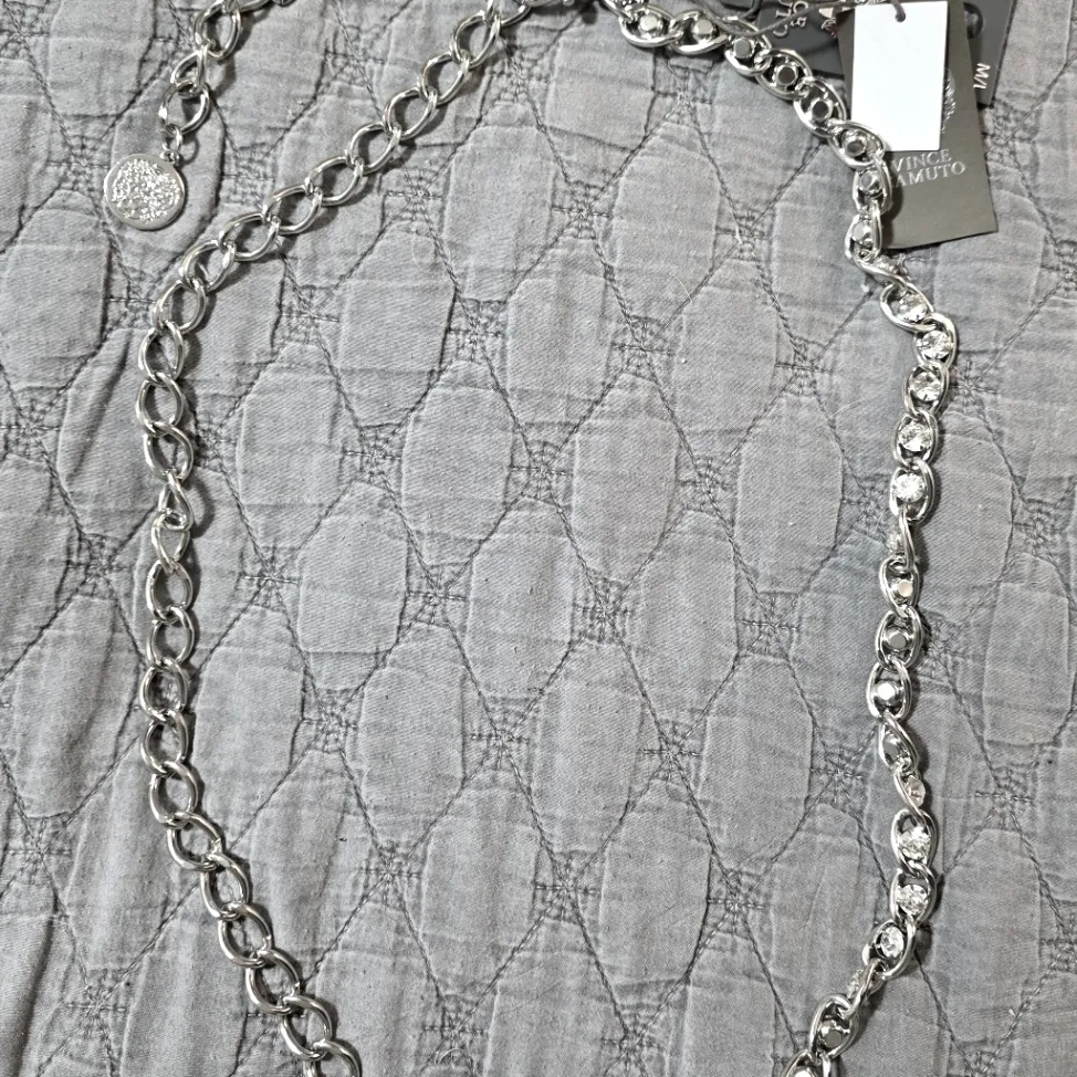 VINCE CAMUTO SILVER SPARKLE CHAIN BELT S / M - Image 3