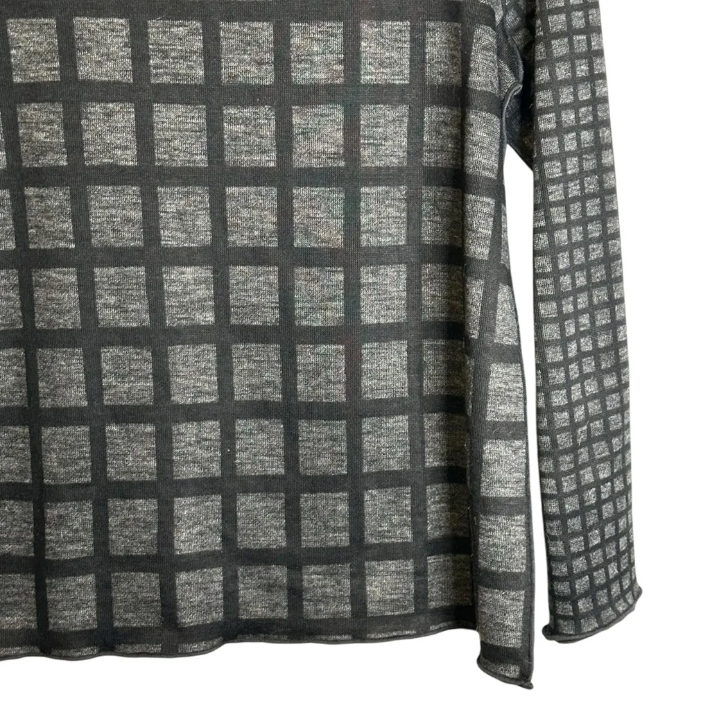 Trisha Tyler Black and Gray Checkered Sweater‎ Soft Knit Classy Office Church M Size M - Image 8