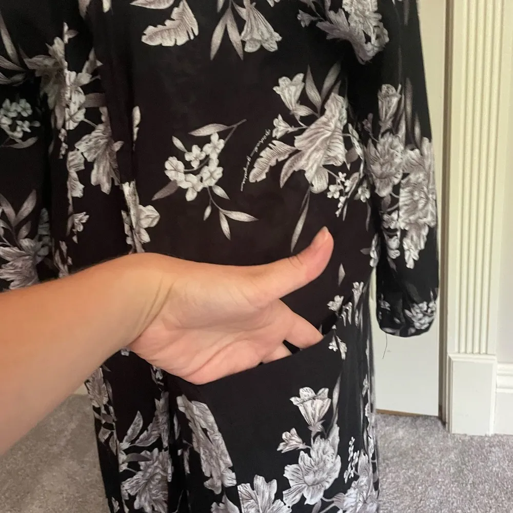 Spiritual Gangster Maya Black and Gray Floral Print Kimono Robe One Size OS. - Image 6