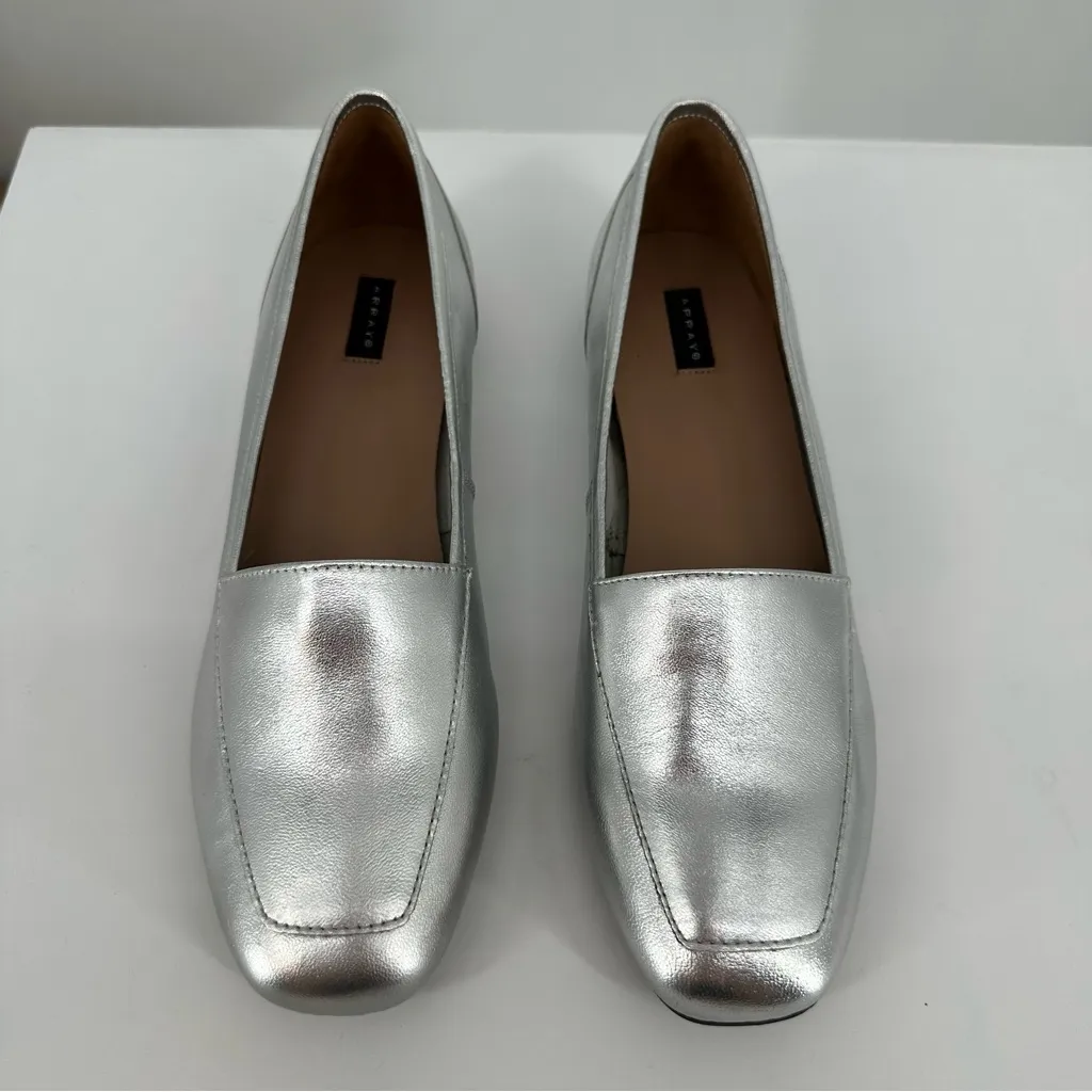 Array Freedom Leather Flats size 7.5 Metallic Slip - Image 6