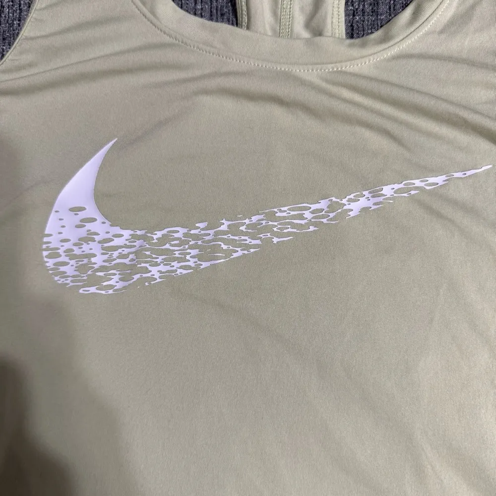 Nike Women’s Swoosh Running Tank Top - Image 4
