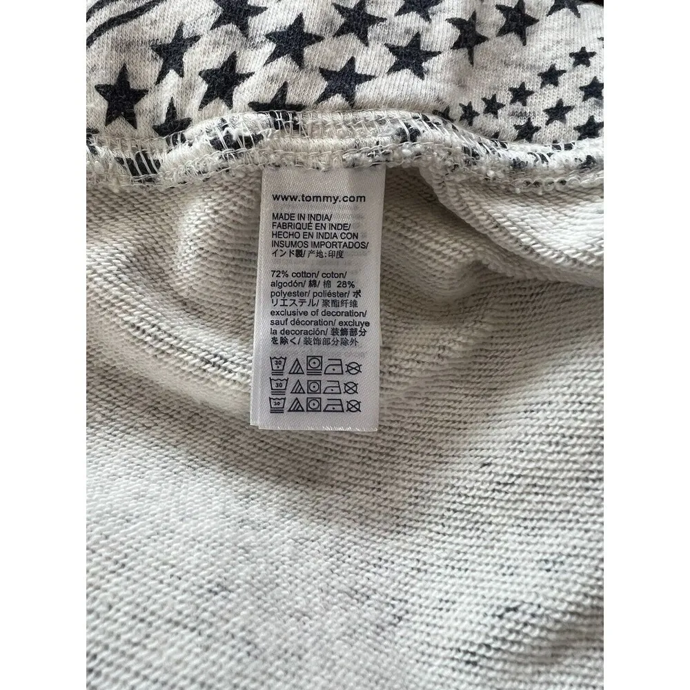 Tommy Hilfiger Shorts With Stars - Image 5