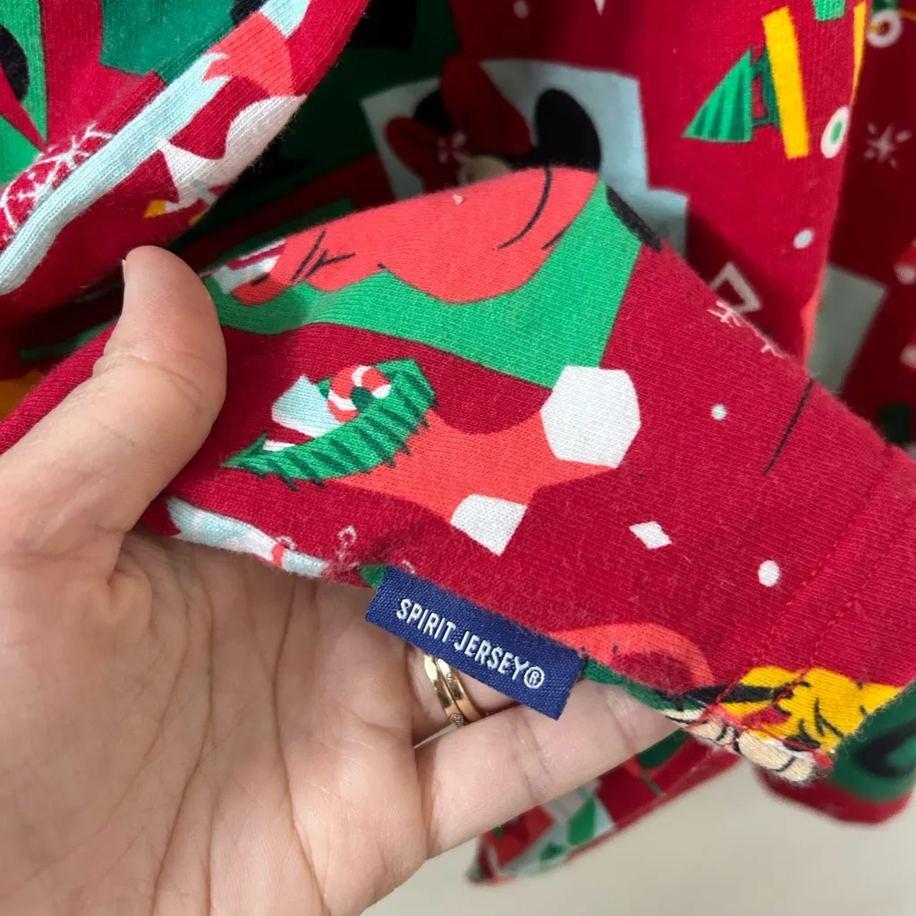 Disney 2020 Christmas Holiday Santa Mickey & Friends Spirit Jersey Shirt XL - Image 5