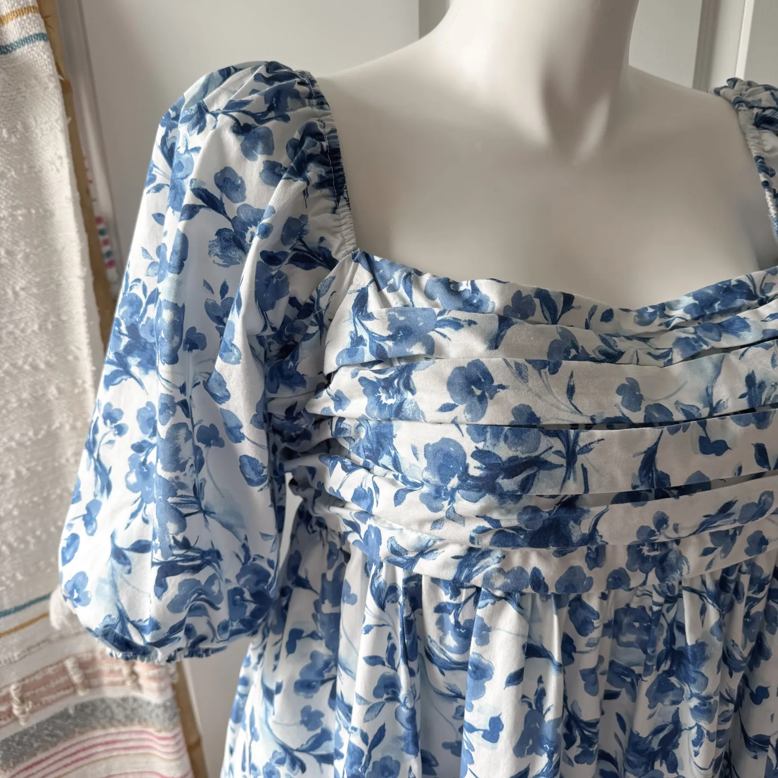 Abercrombie & Fitch Emerson Blue White Floral Short Puff Sleeves Mini Dress XLP - Image 2