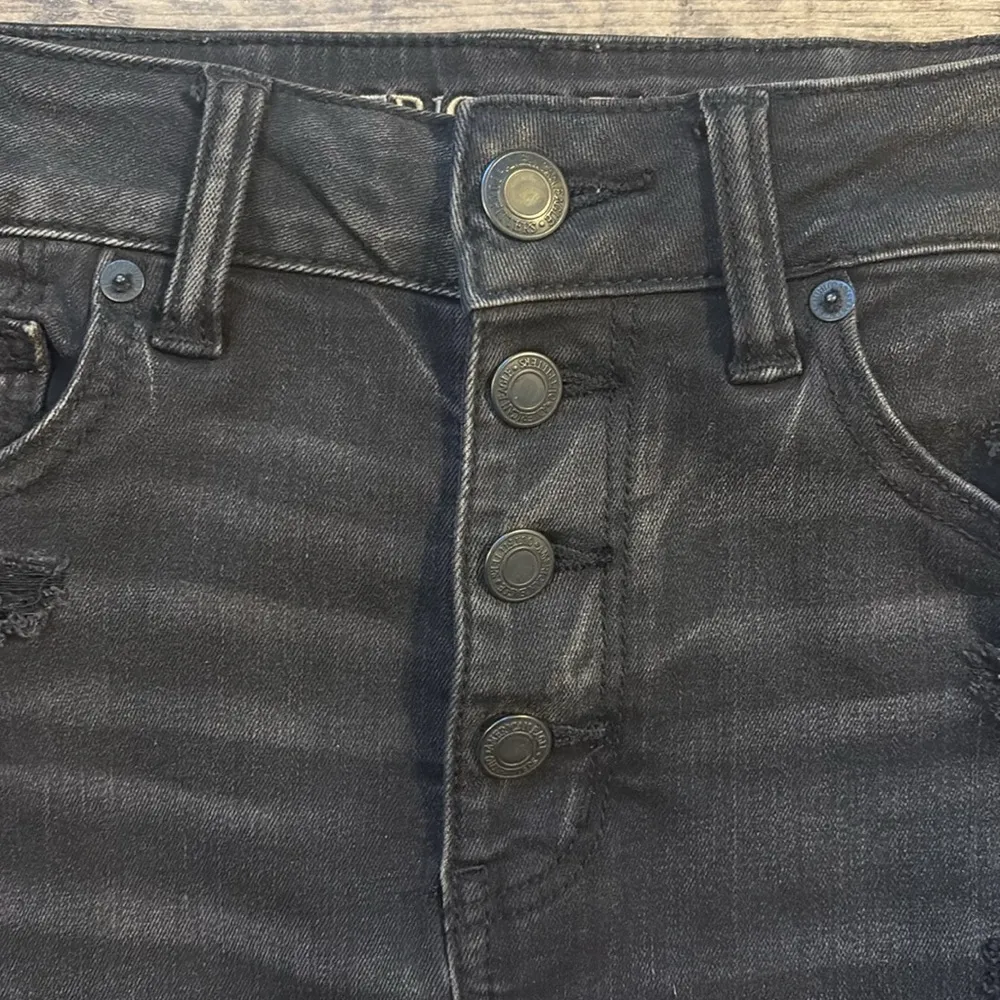 AE Button Up Super Stretch Black Mini Skirt Size 6 - Image 2