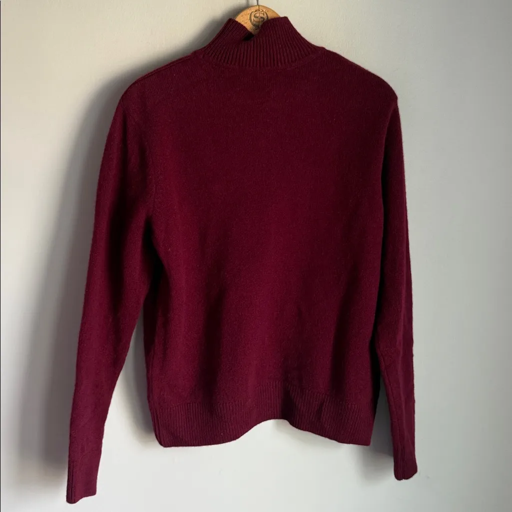 NEW MAISON KITSUNE Lambswool Burgundy Baby Fox Patch Turtleneck Medium Red - Image 3