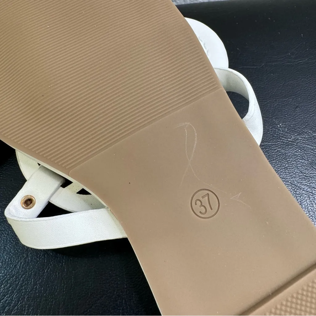 New. Elegant Women's T - Image 7